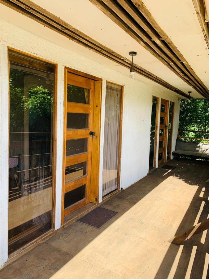 Mata Nui Hostel Hanga Roa Buitenkant foto