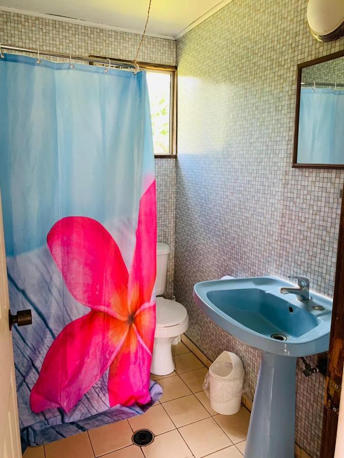 Mata Nui Hostel Hanga Roa Buitenkant foto