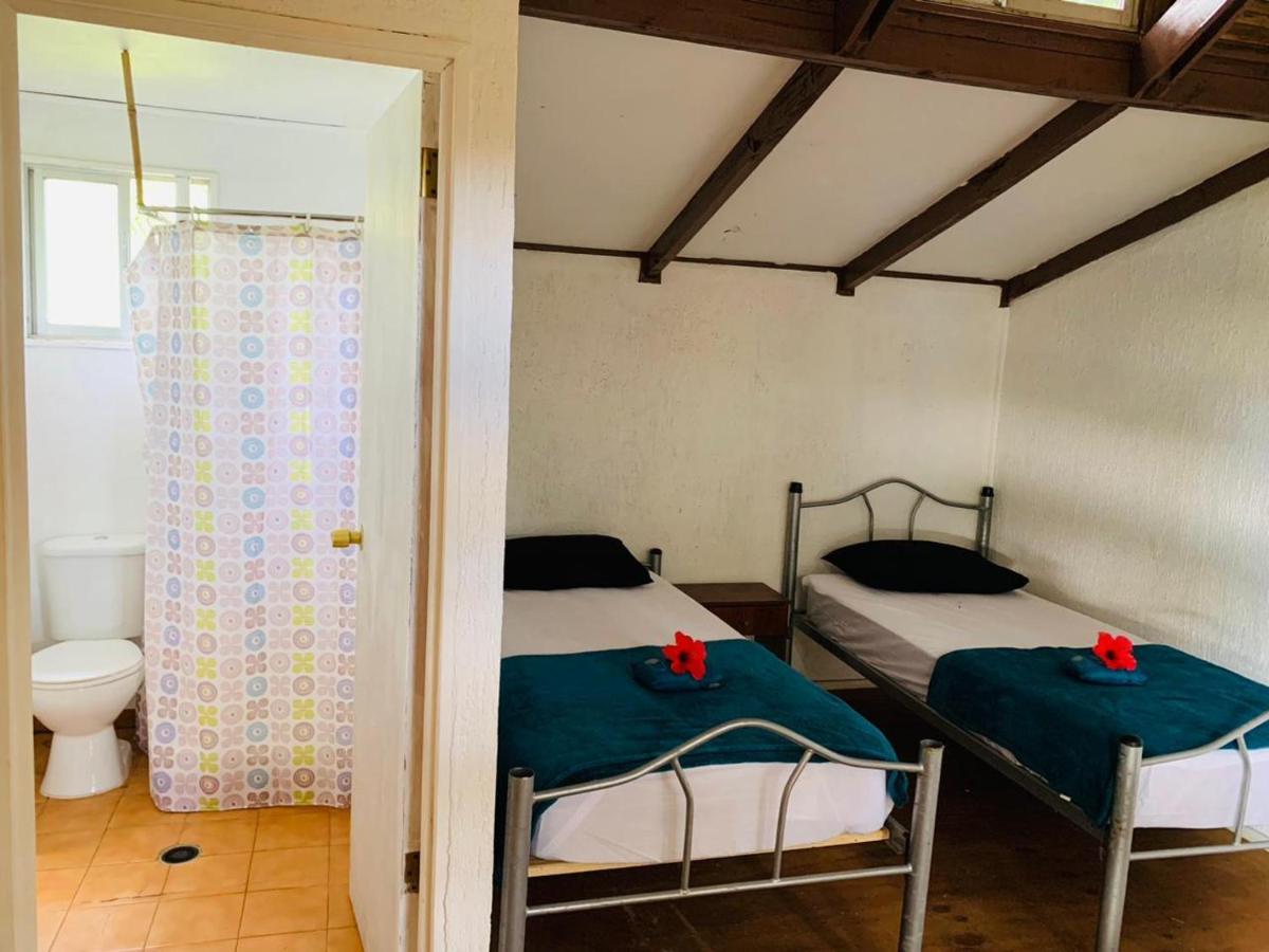 Mata Nui Hostel Hanga Roa Buitenkant foto